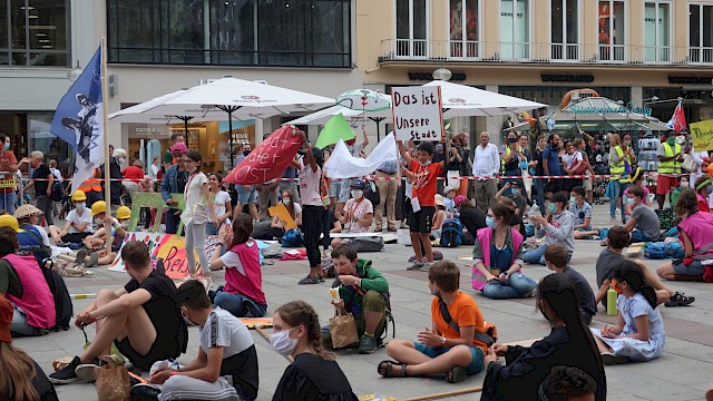 Mini-München 2020 - Abschluß vor dem Rathaus