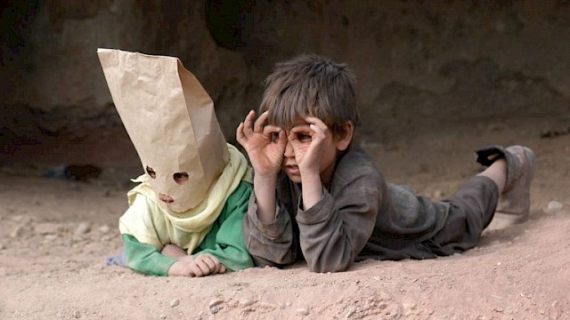 BUDA AS SHARM FORU RIKH (Buddha zerfiel vor Scham), Iran/Frankreich 2007, Regie: Hana Makhmalbaf