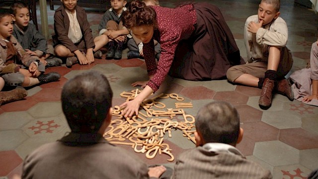 MARIA MONTESSORI – UNA VITA PER I BAMBINI, Italien 2007, R: Gianluca Maria Tavarelli