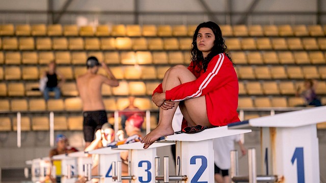 DIE SCHWIMMERINNEN