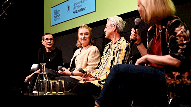 Festakt 40 Jahre Filmstadt München im Filmmuseum | Monika Haas, Franziska Viehbacher, Margit Lindner (Filmstadt München), Moderatorin Christina Wolf ©Ronny Heine